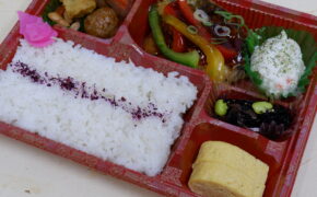 写真：骨なしアジの中華あんかけ弁当