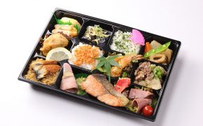 写真：特製幕の内弁当『雪』